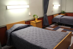 oxford room 2 beds